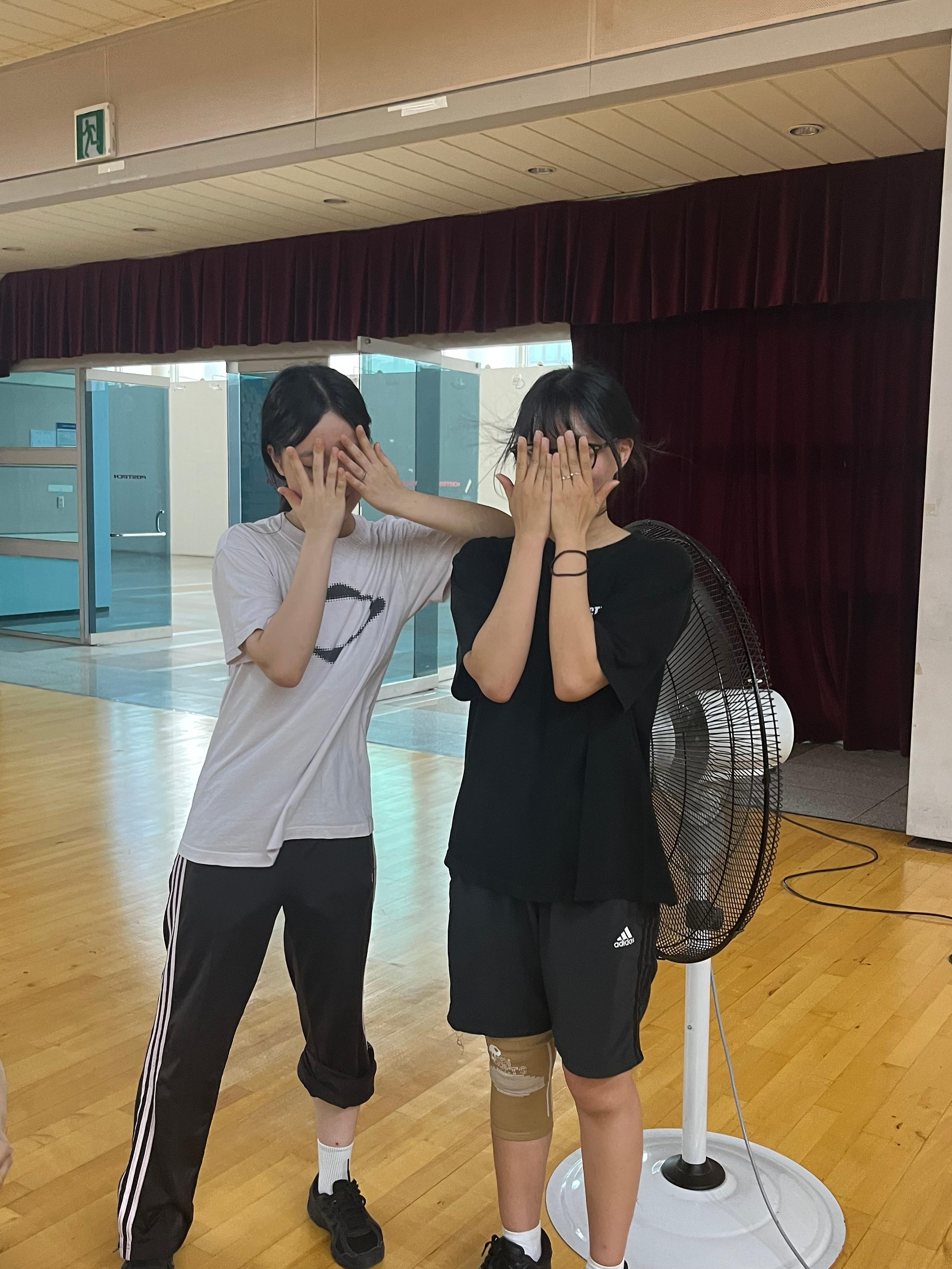 크와아아앙